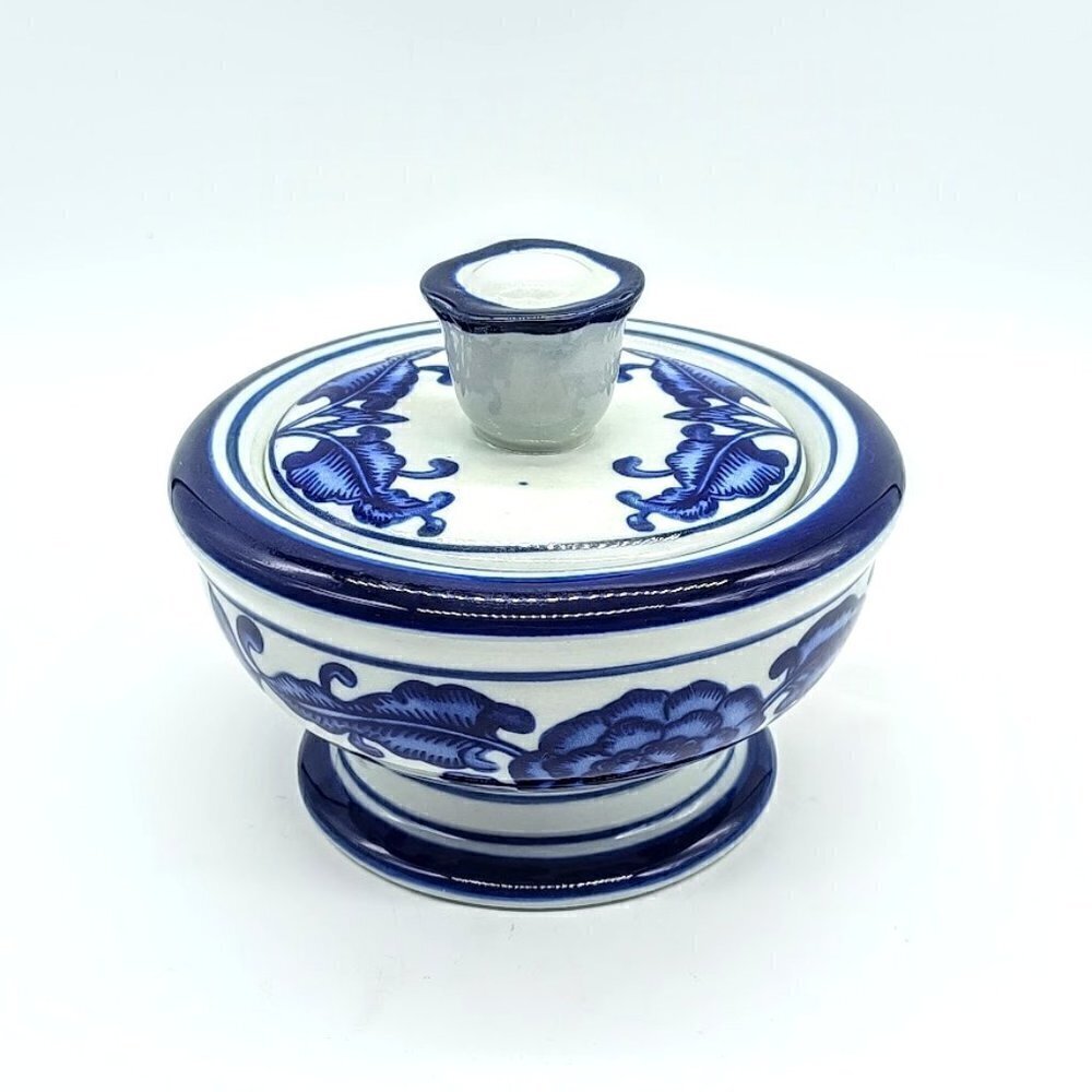Bombay Company Blue White Covered Round Sugar Bowl
